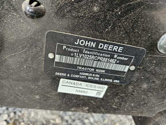 John Deere 1025R