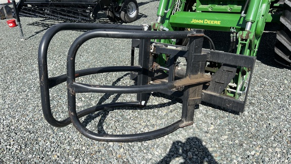 2016 John Deere 6130R
