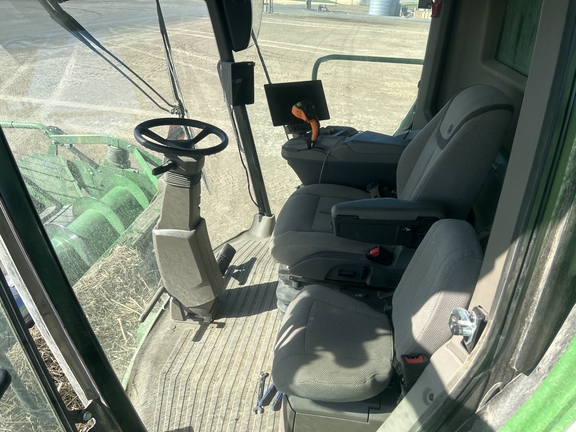 2025 John Deere S7 800