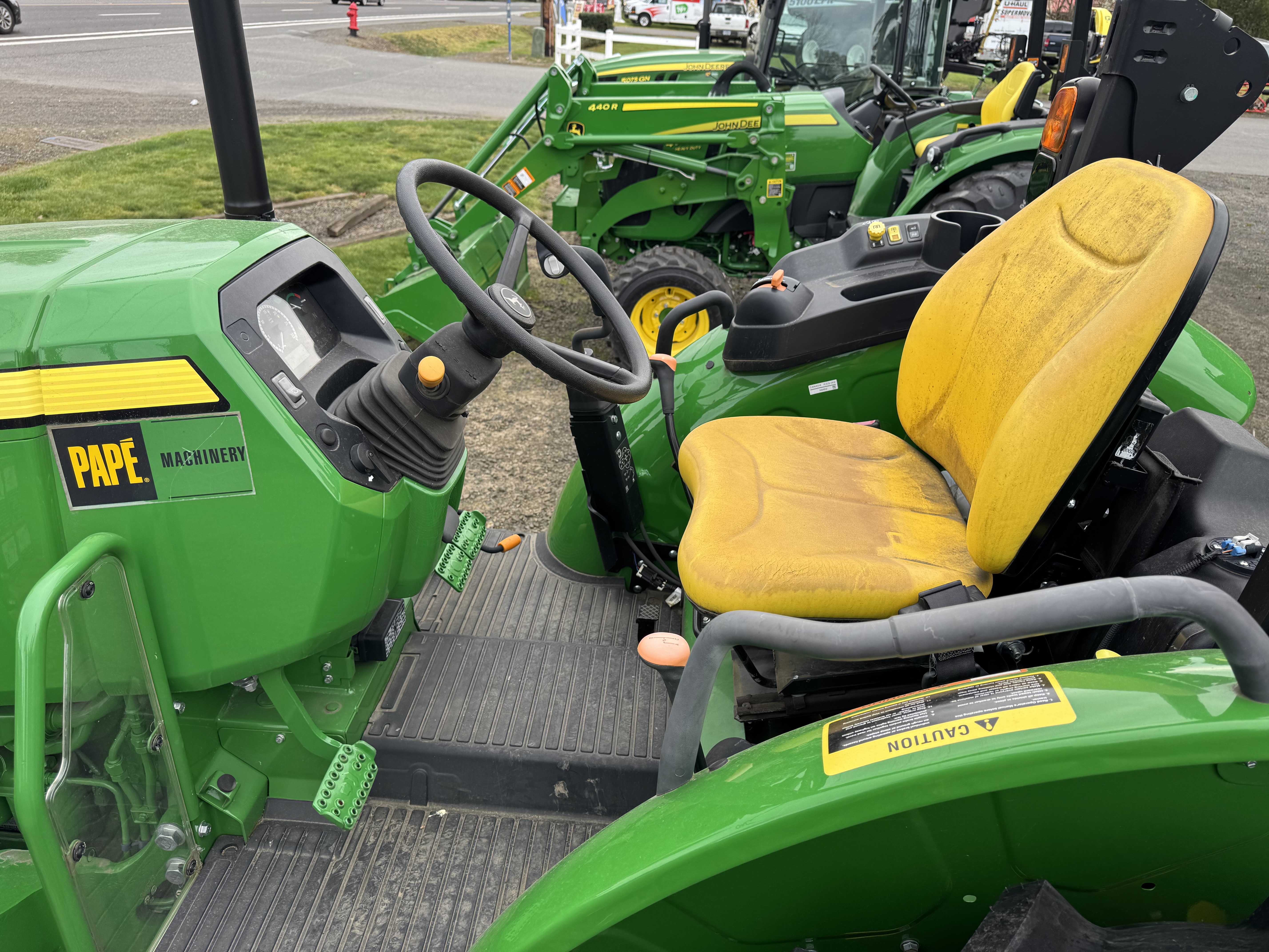 2023 John Deere 5067E