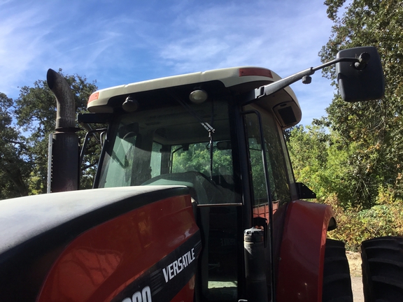 2011 Versatile 280