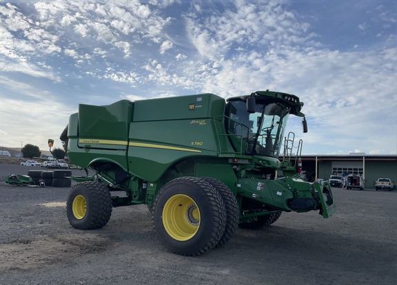 2021 John Deere S780