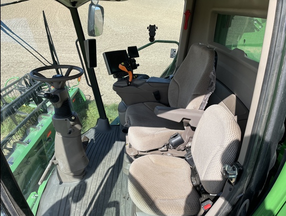 2021 John Deere S780