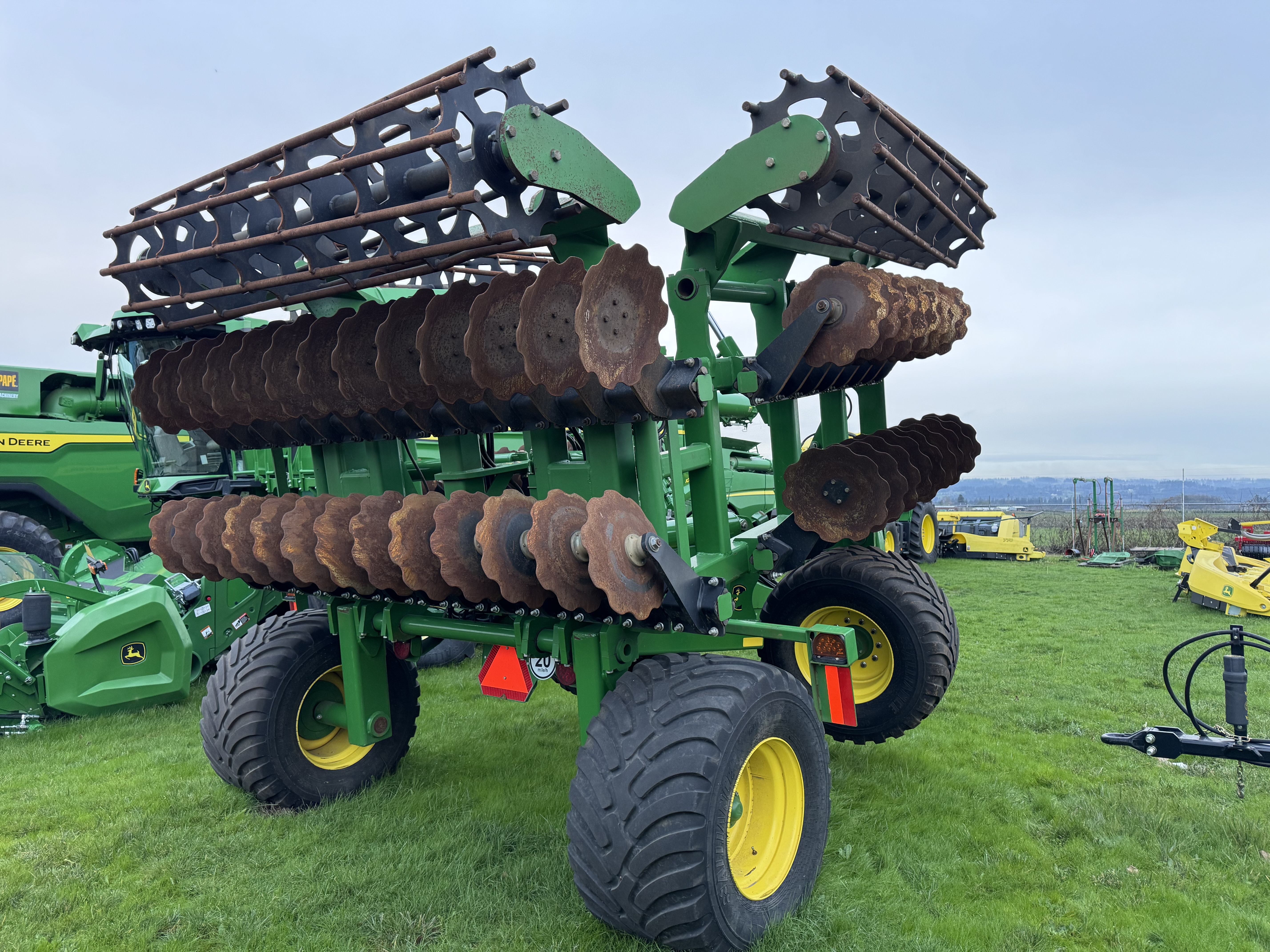 2023 John Deere 2680H