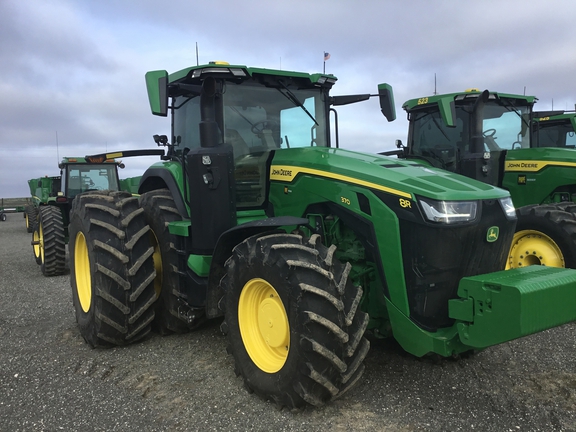 2025 John Deere 8R370