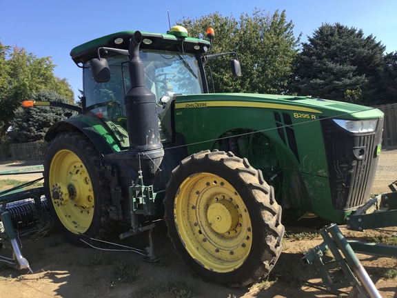 2017 John Deere 8295R