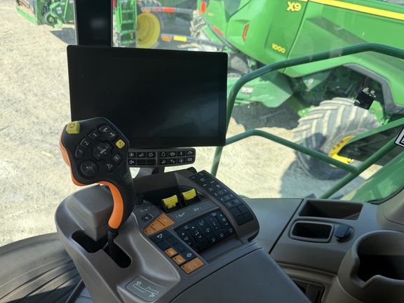 2023 John Deere S770