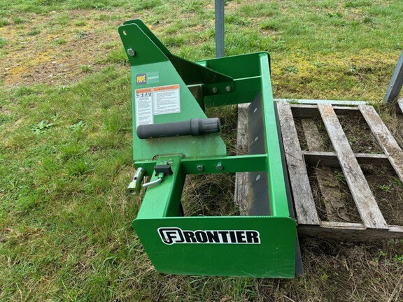 2021 John Deere 1025R
