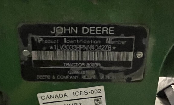 2022 John Deere 3033R