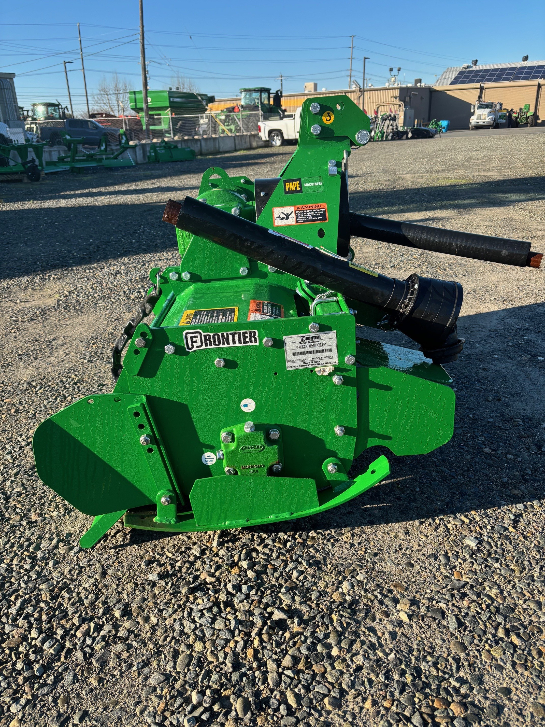 2022 Frontier RT3042