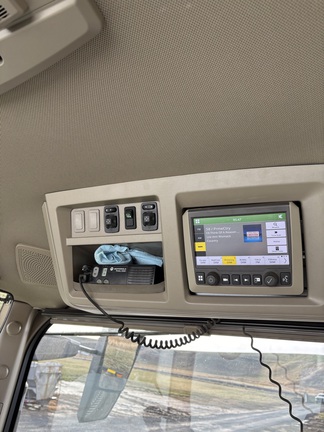 2025 John Deere 8RT410