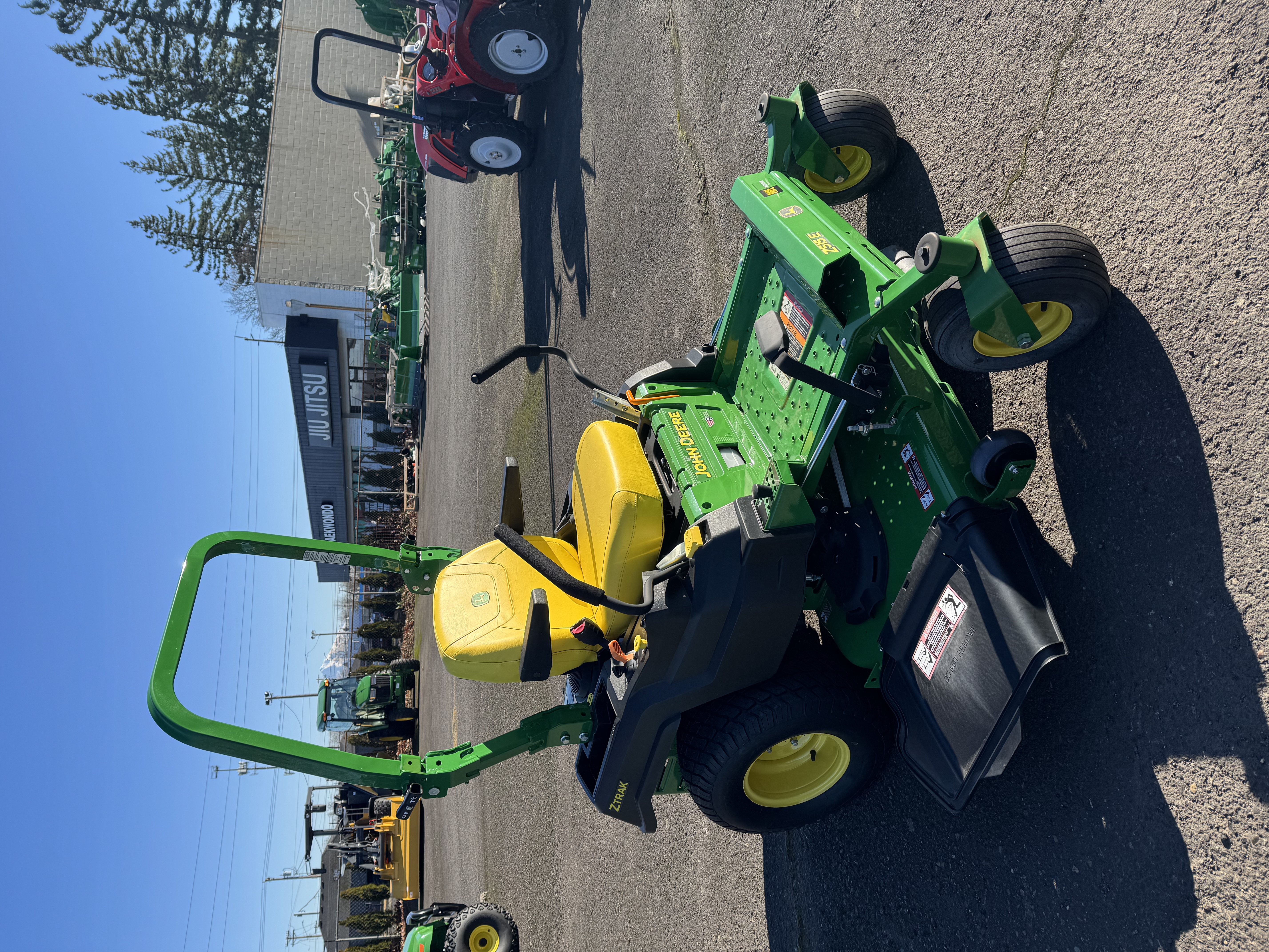 2024 John Deere Z515E
