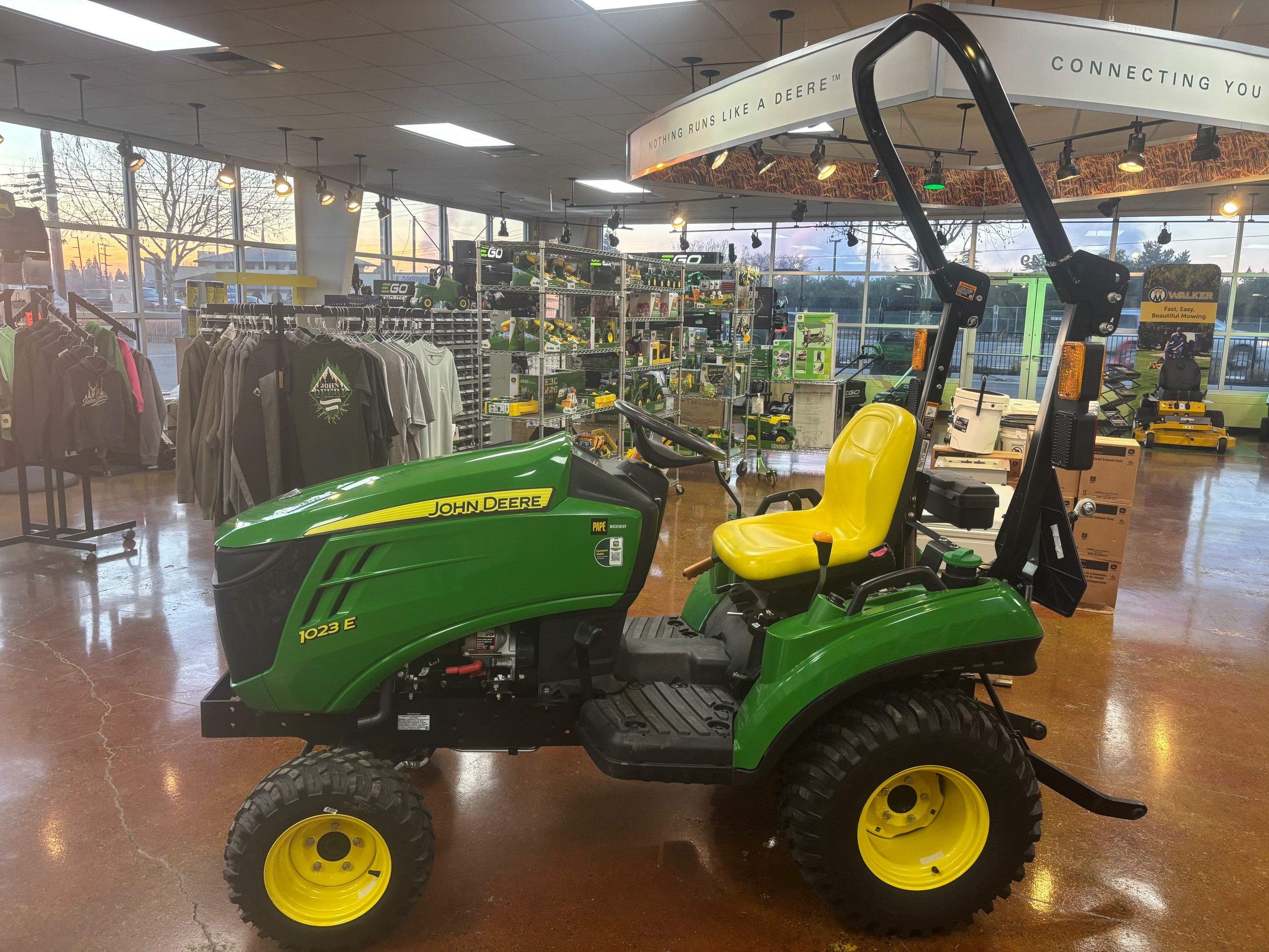 2024 John Deere 1023E