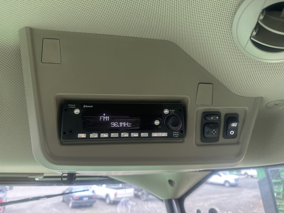 2025 John Deere W260R