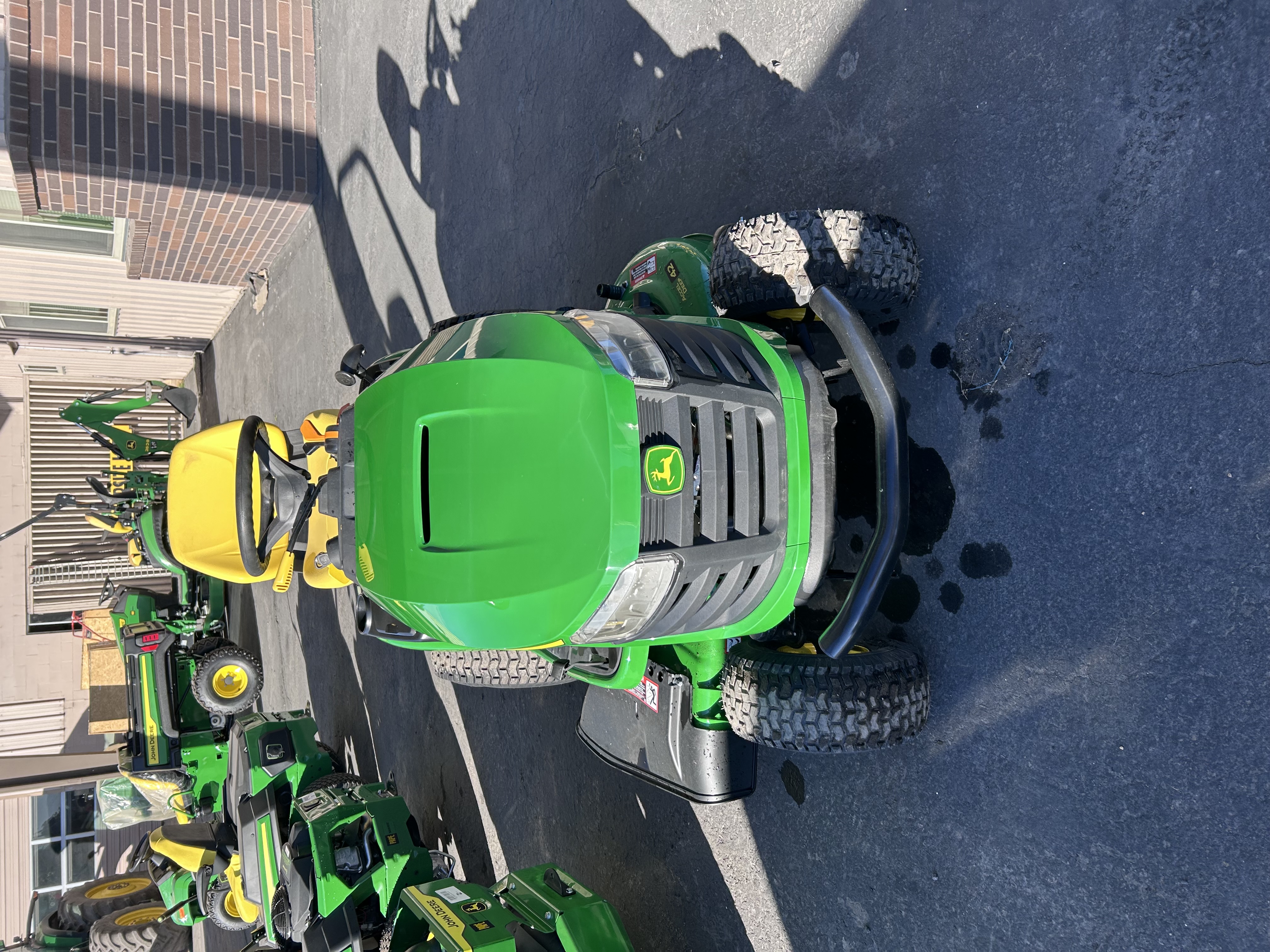 2025 John Deere S220