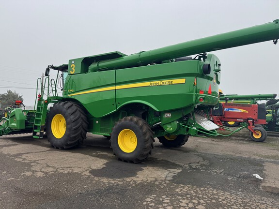 2024 John Deere S770