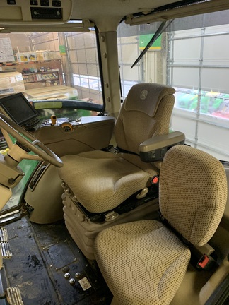 2018 John Deere 7230R