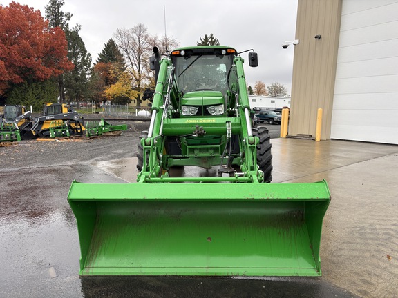 2017 John Deere 6110M