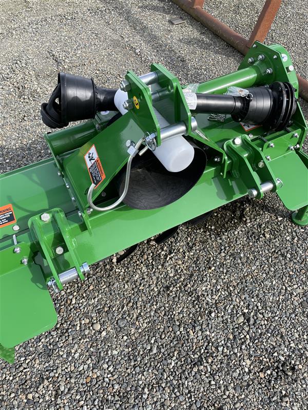 2025 Frontier RT3049