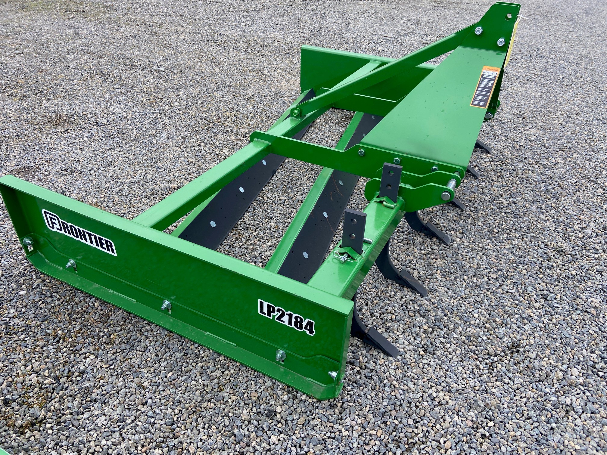 2024 Frontier LP2184