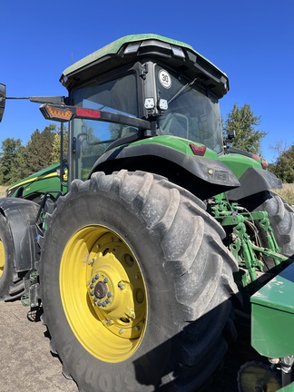 2024 John Deere 8R340