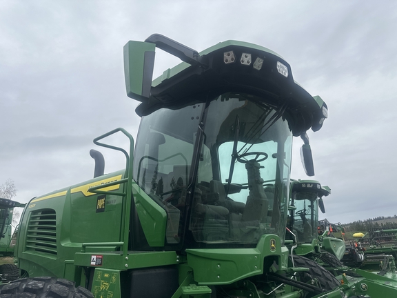 2025 John Deere W260R