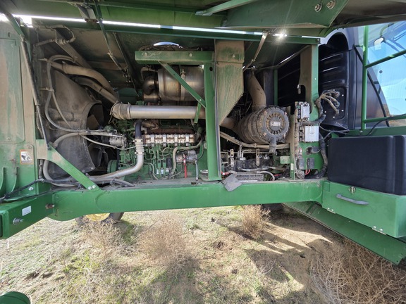 2014 John Deere W235