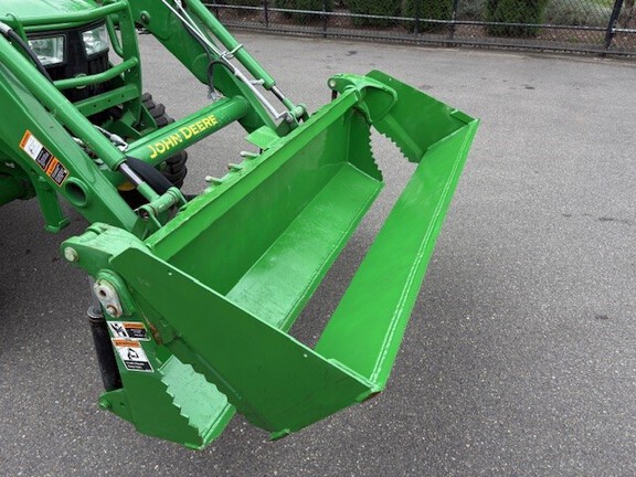 2022 John Deere 4044R