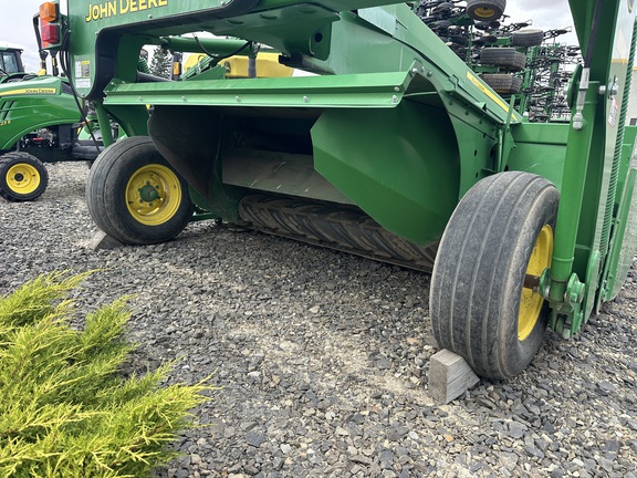 2015 John Deere 830