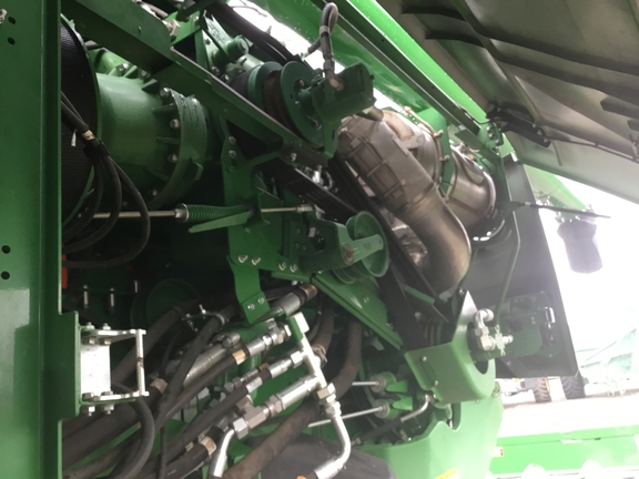 2025 John Deere S7800