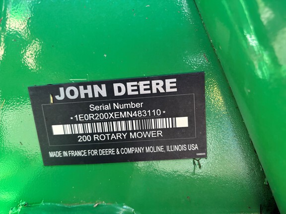 2021 John Deere R200