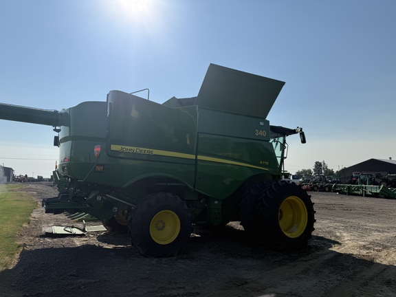 2023 John Deere S770