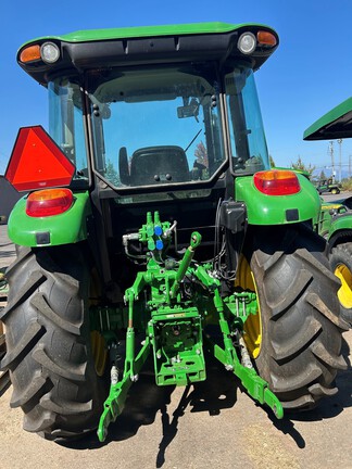 2024 John Deere 5100E
