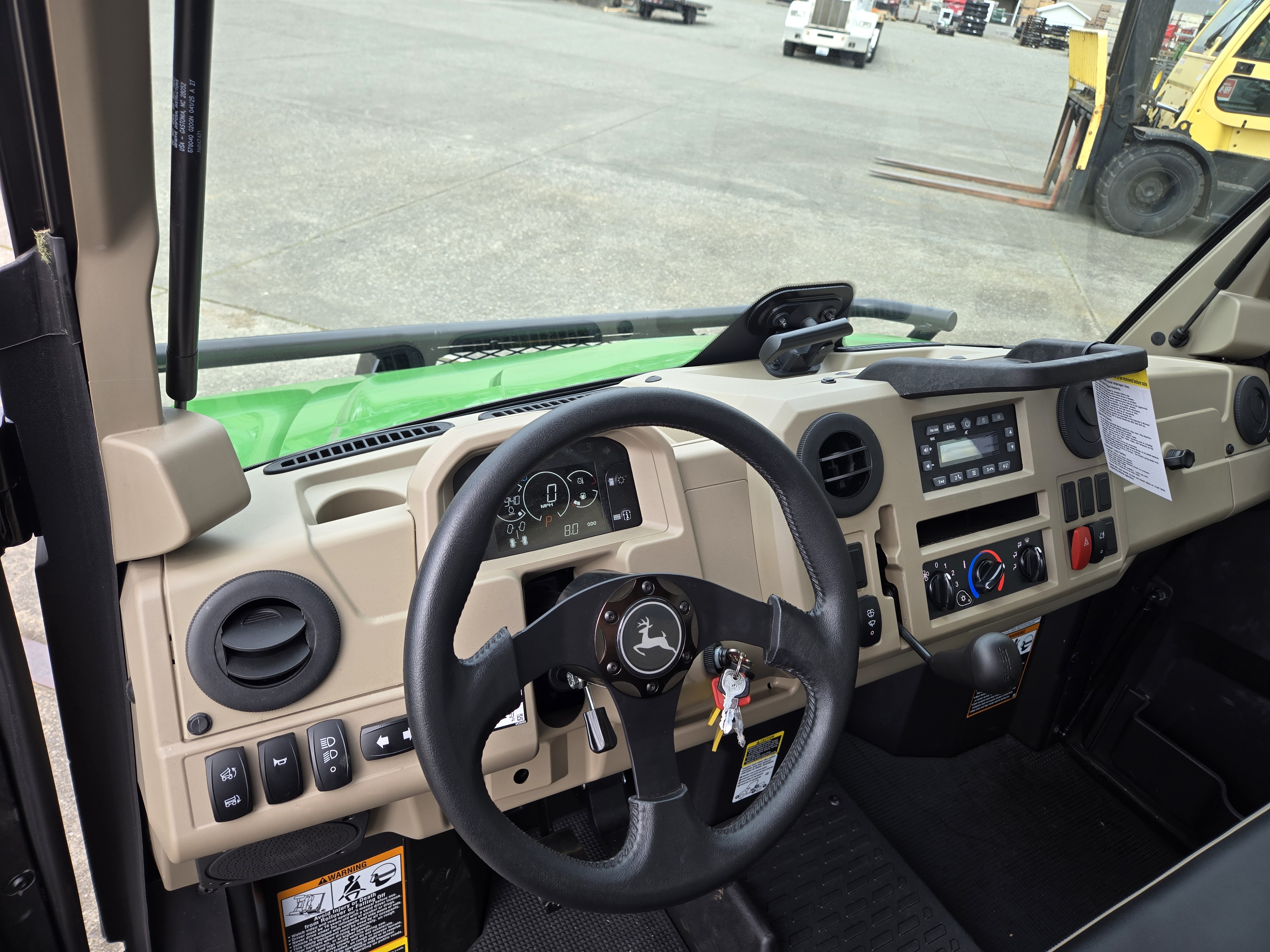 2025 John Deere 845R