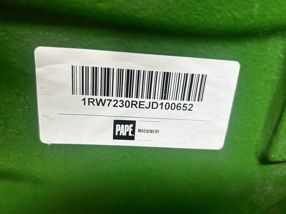 2018 John Deere 7230R