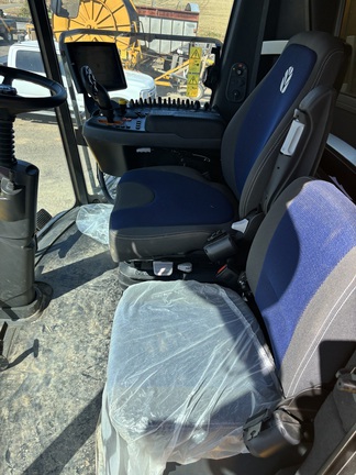 2022 New Holland CX8.80