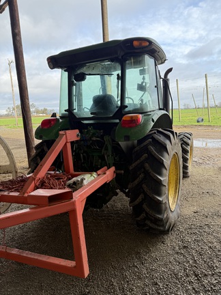 2016 John Deere 5100M