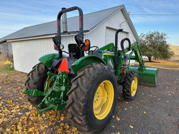 2022 John Deere 5055E