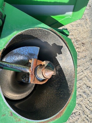 2011 Unverferth 1110