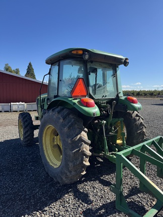 2013 John Deere 5085M