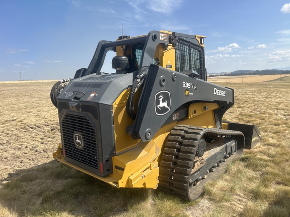 John Deere 335P