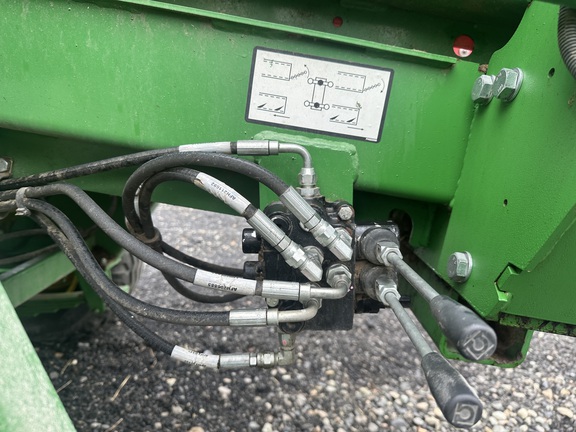 2015 John Deere L340