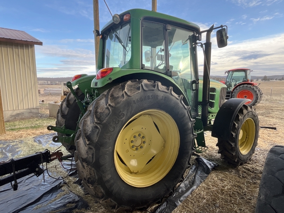 2011 John Deere 6430