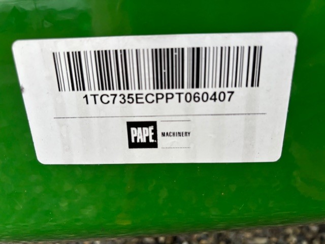 2023 John Deere Z735E