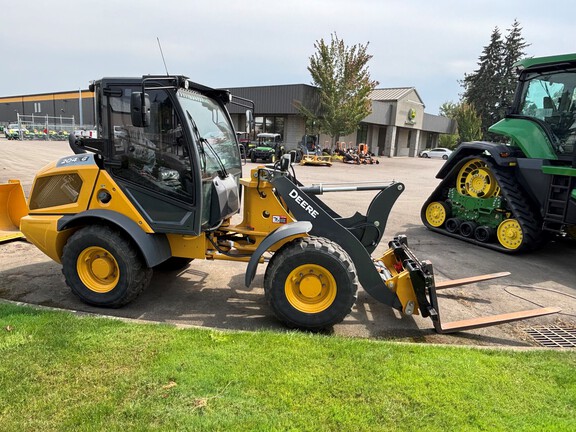 2023 John Deere 204G