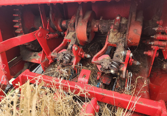 1992 New Holland 580