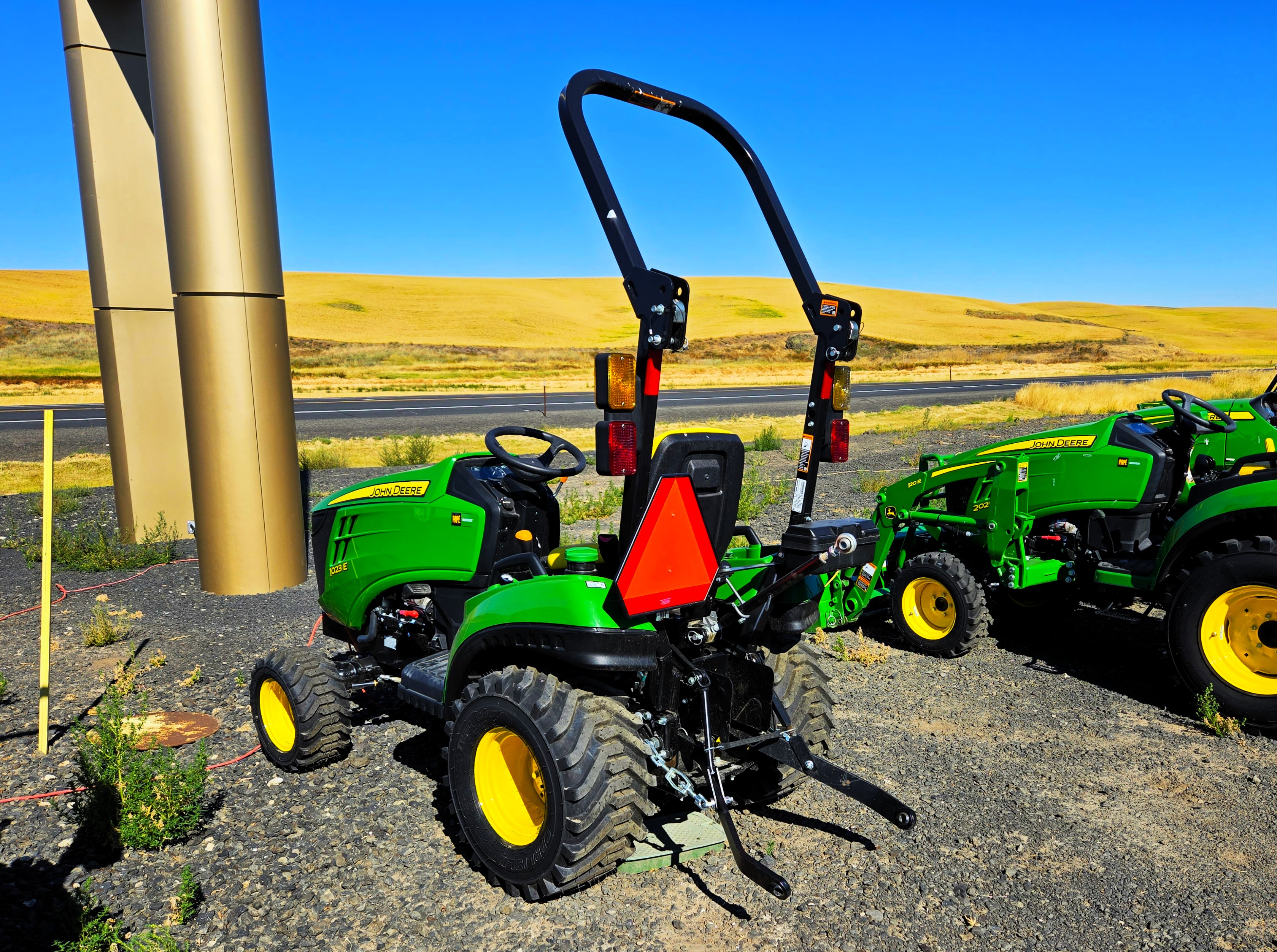 2023 John Deere 1023E