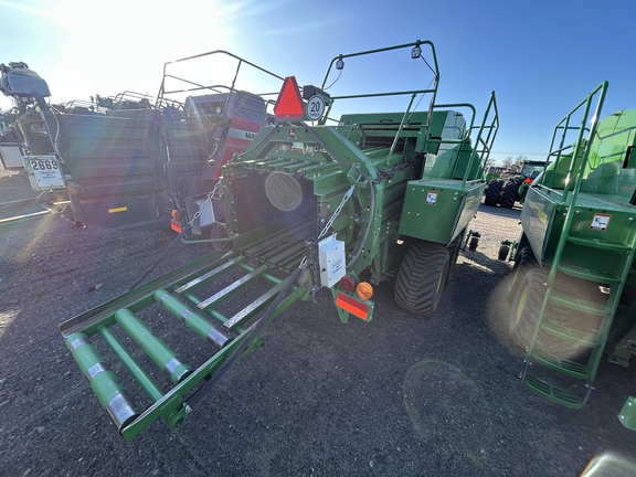 2023 John Deere L341