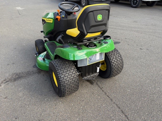 2025 John Deere S220