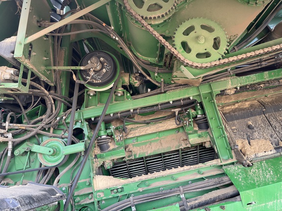 2015 John Deere S690